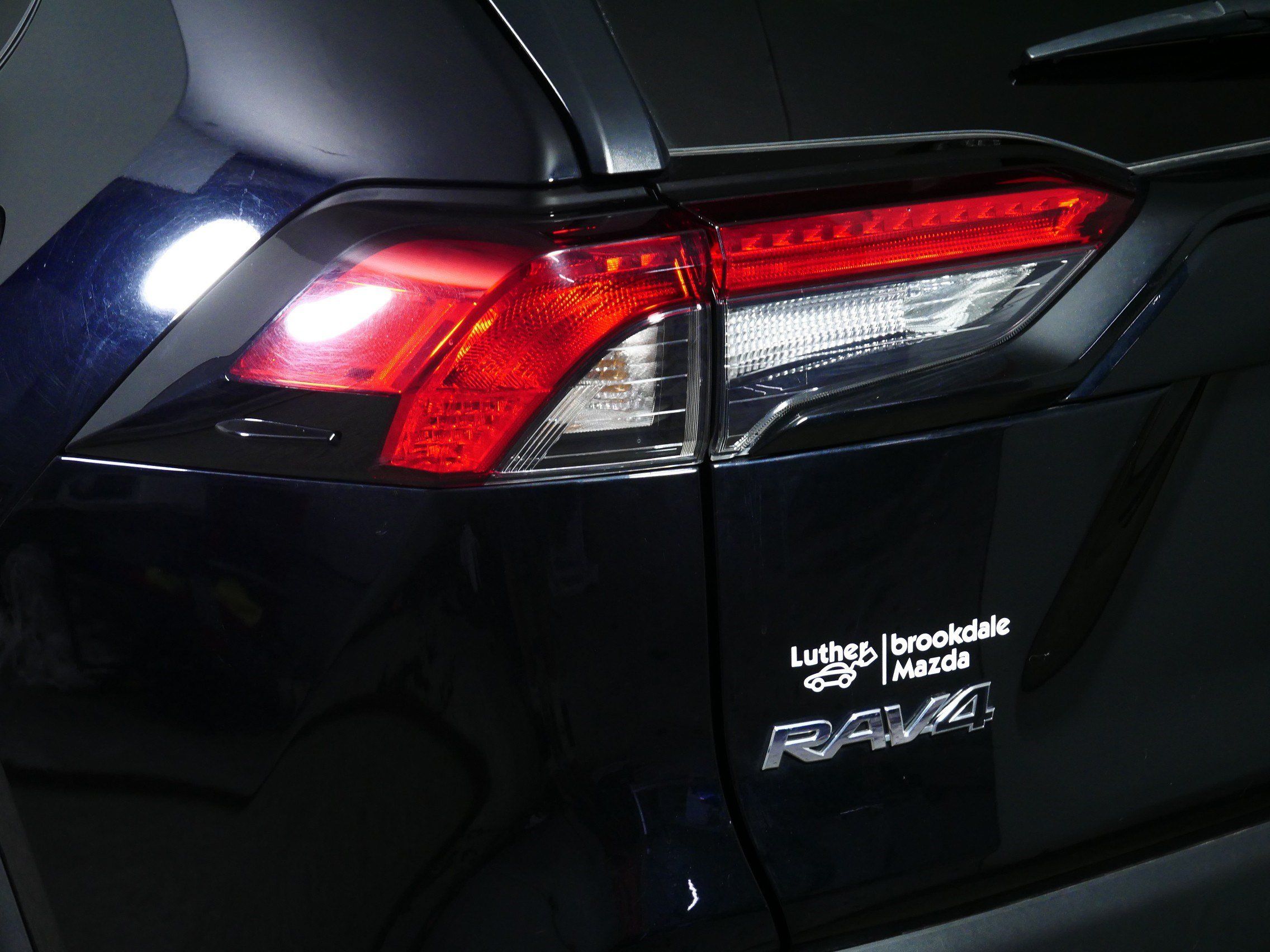 Used 2023 Toyota RAV4 XLE AWD/4WD image 17