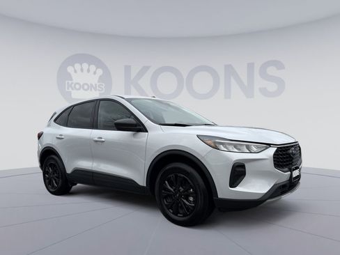 Used 2025 Ford Escape Active image 7