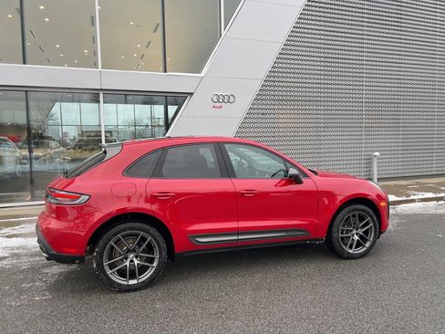Used 2025 Porsche Macan Turbo image 22