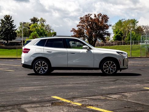 New 2026 BMW X3 xDrive30 w/ Premium Package AWD/4WD image 6