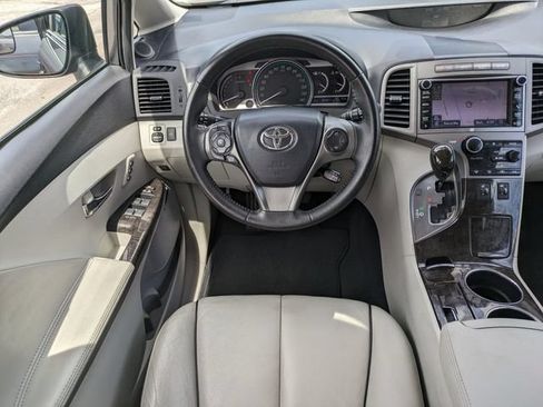 Used 2013 Toyota Venza Limited w/ Tow Prep Pkg FWD image 16