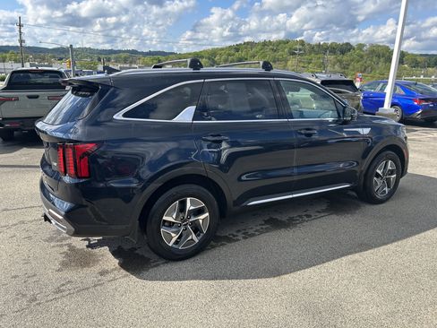 Used 2022 Kia Sorento S AWD/4WD image 10