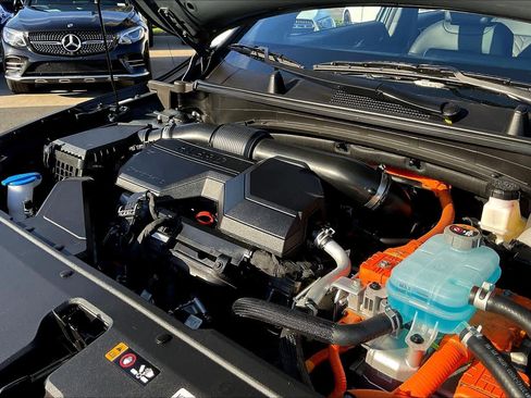 Used 2025 Kia Sportage X-Line image 34