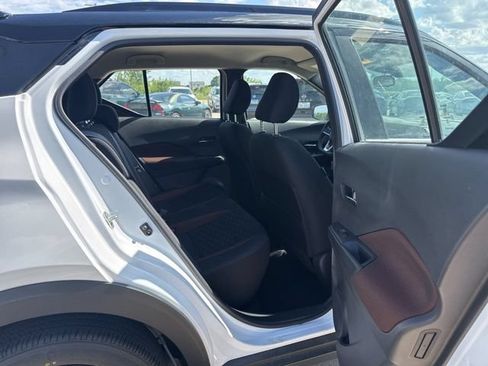 Used 2024 Nissan Kicks SR FWD image 24