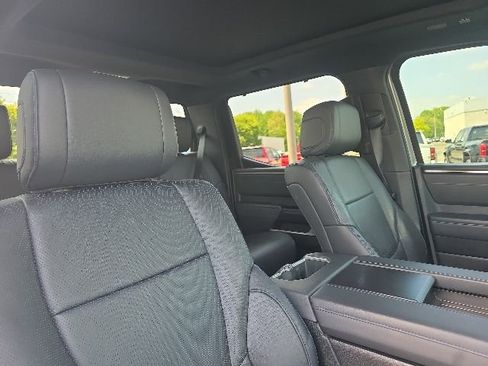 Used 2023 Toyota Tundra Platinum AWD/4WD image 13