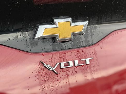 Used 2017 Chevrolet Volt Premier w/ Driver Confidence II Package image 12