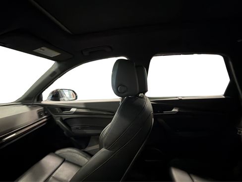 Used 2019 Audi SQ5 Prestige w/ Prestige Package AWD/4WD image 43