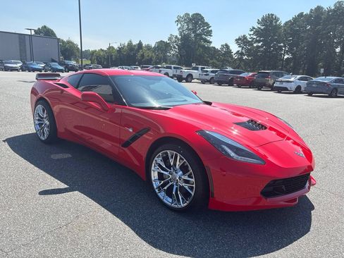 Used 2019 Chevrolet Corvette Stingray Coupe w/ 1LT RWD image 8