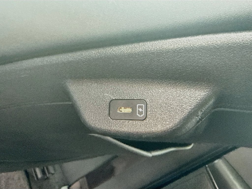 Used 2024 Kia Niro Wind w/ Wind Preserve Package FWD image 27