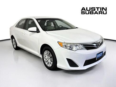 Used 2012 Toyota Camry LE FWD image 1