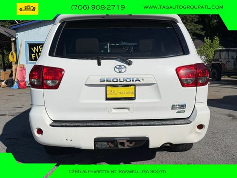 Used 2013 Toyota Sequoia SR5 w/ Premium Pkg AWD/4WD image 5