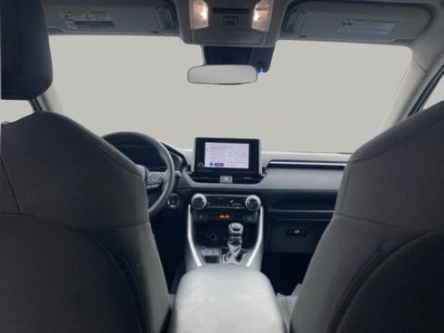 Used 2024 Toyota RAV4 XLE image 29