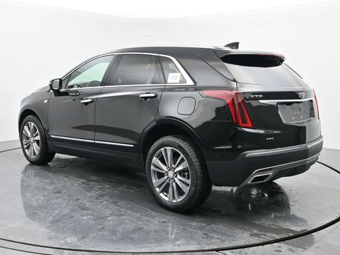 New 2026 Cadillac XT5 Premium Luxury image 3