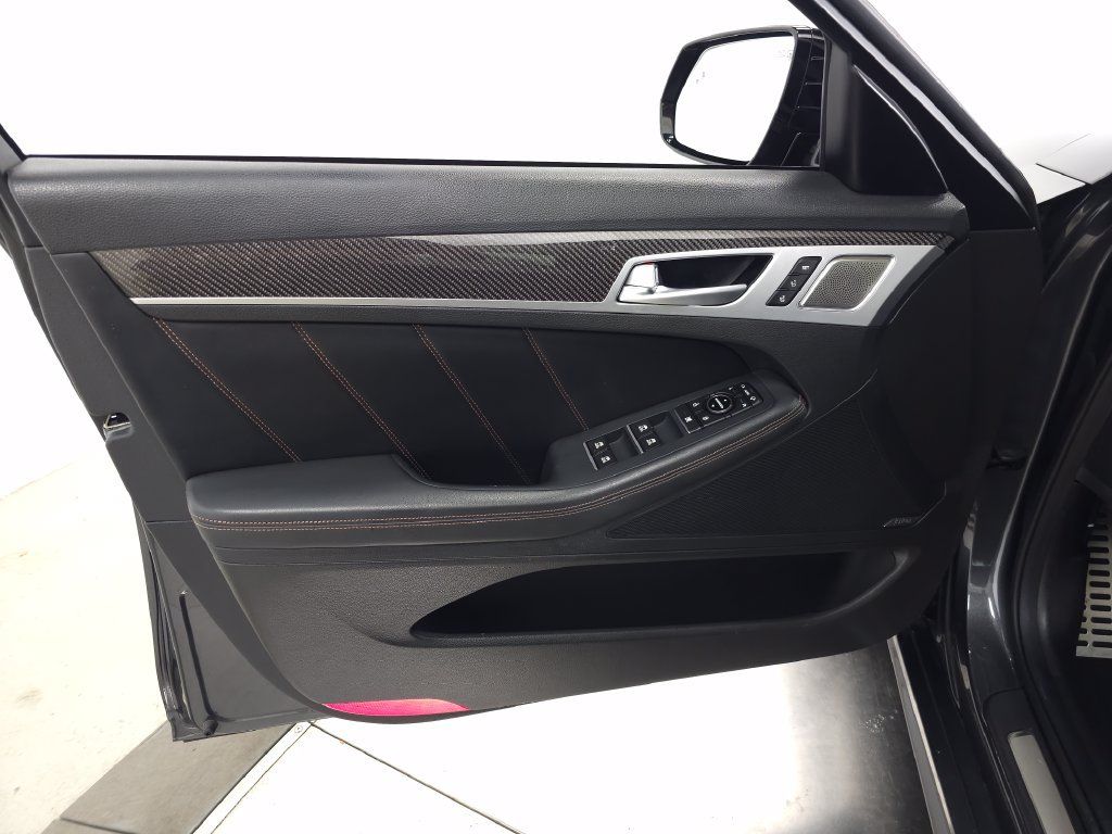 Used 2018 Genesis G80 3.3T Sport AWD/4WD image 14