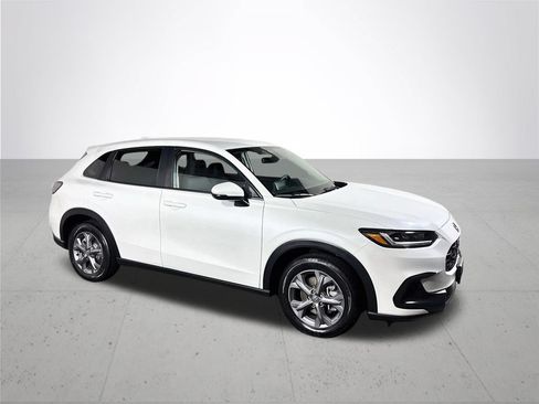 Used 2026 Honda HR-V LX image 4