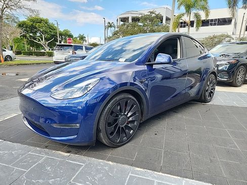 Used 2022 Tesla Model Y Performance image 11