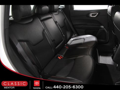 Used 2024 Jeep Compass Trailhawk AWD/4WD image 18