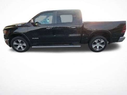 Used 2022 RAM 1500 Laramie AWD/4WD image 6