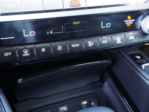 Used 2023 Kia Telluride SX X-Line image 15