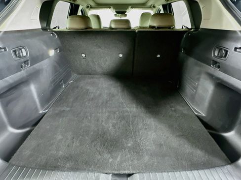 Used 2025 MAZDA CX-50 AWD 2.5 S w/ Premium Package image 28