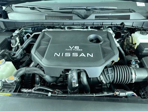 New 2026 Nissan Armada SL w/ Captain's Chari Seat Package AWD/4WD image 39
