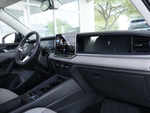 Certified 2026 Volkswagen Tiguan S FWD image 20