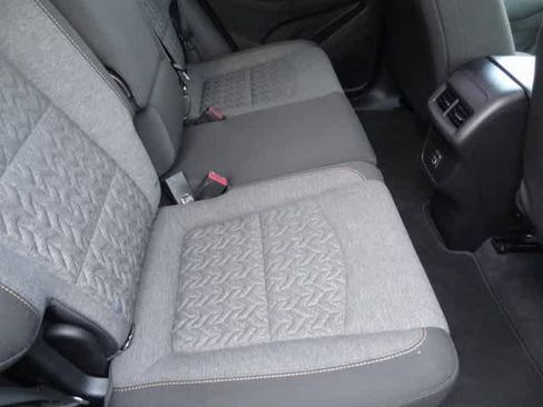 Used 2024 Chevrolet Equinox LT image 17