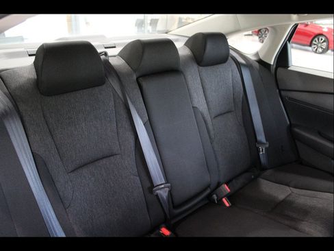Certified 2025 Honda Accord LX image 21