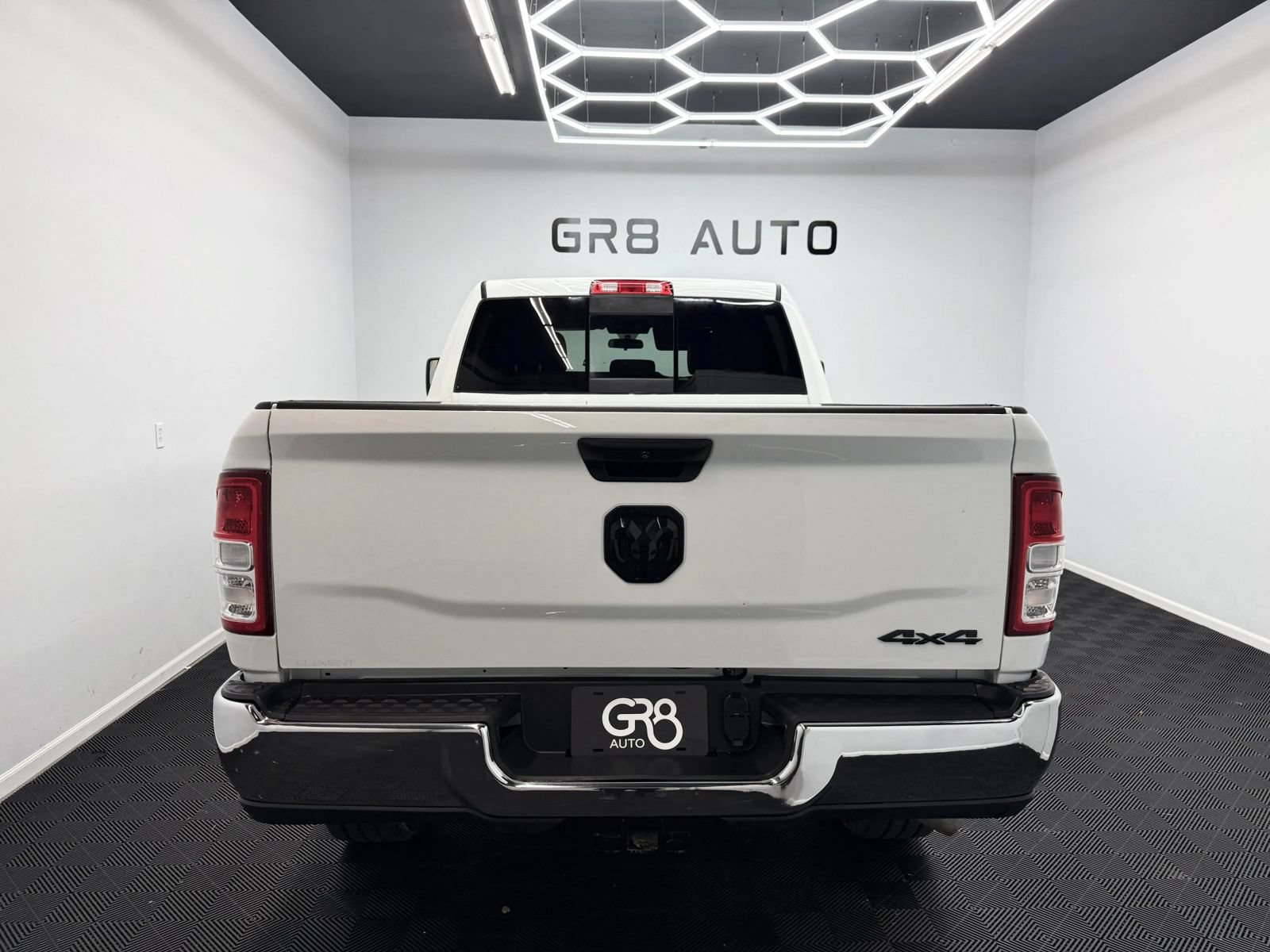 Used 2024 RAM 2500 Tradesman AWD/4WD image 6