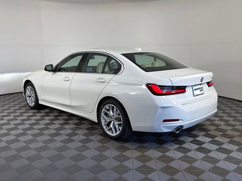Used 2026 BMW 330i Sedan w/ Convenience Package RWD image 3