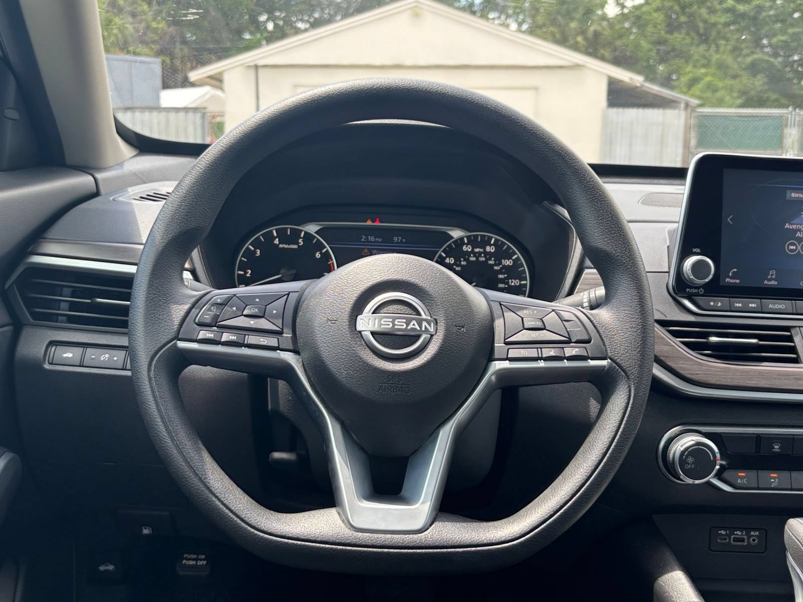 Used 2025 Nissan Altima 2.5 SV FWD image 26