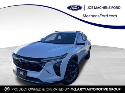 Used 2024 Chevrolet Trax LT w/ Driver Confidence Package