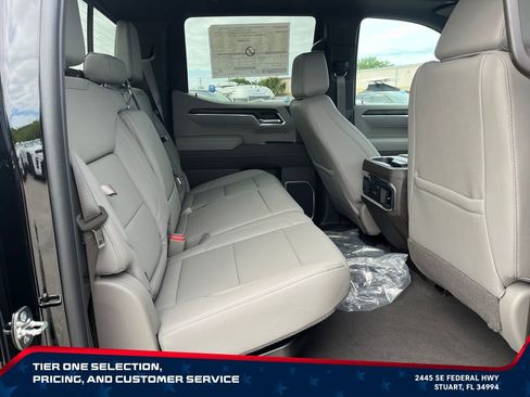 New 2026 GMC Sierra 1500 SLT w/ SLT Premium Plus Package AWD/4WD image 18