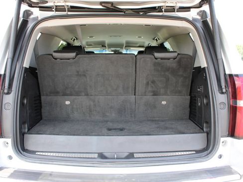 Used 2018 Chevrolet Tahoe Premier RWD image 19