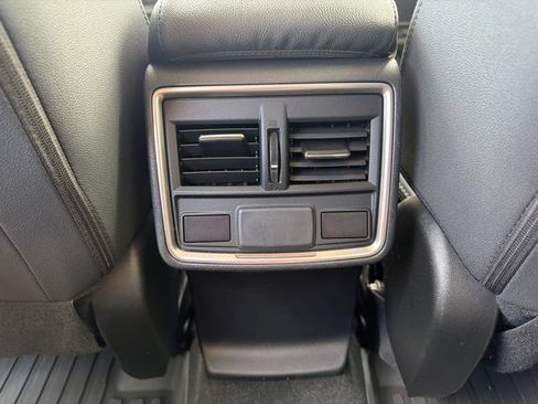 Used 2019 Subaru Forester Premium w/ All-Weather Package AWD/4WD image 44