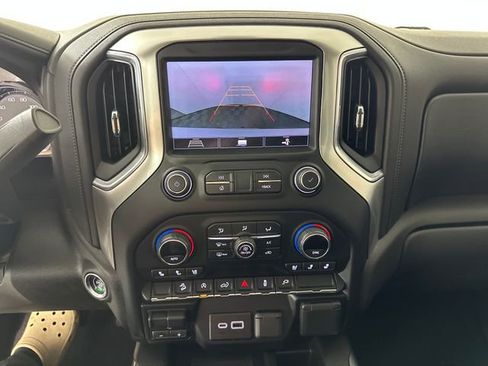 Used 2020 Chevrolet Silverado 1500 LTZ image 22