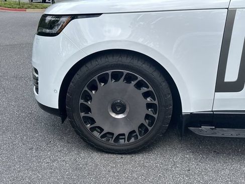 Used 2024 Land Rover Range Rover SE AWD/4WD image 13