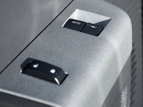 Used 2012 Ford F350 Lariat w/ Chrome Pkg image 16