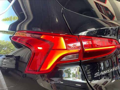 Used 2023 Hyundai Santa Fe Calligraphy AWD/4WD image 17