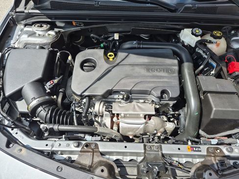 Used 2023 Chevrolet Malibu LT FWD image 17
