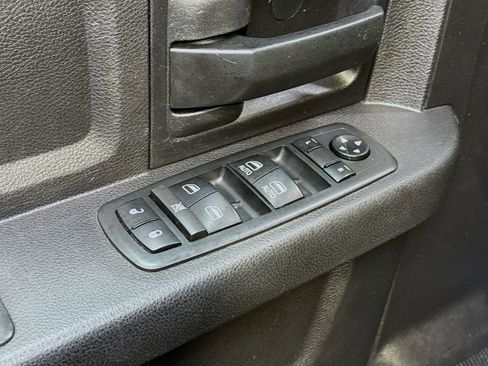Used 2017 RAM 2500 Tradesman w/ Chrome Appearance Group AWD/4WD image 20