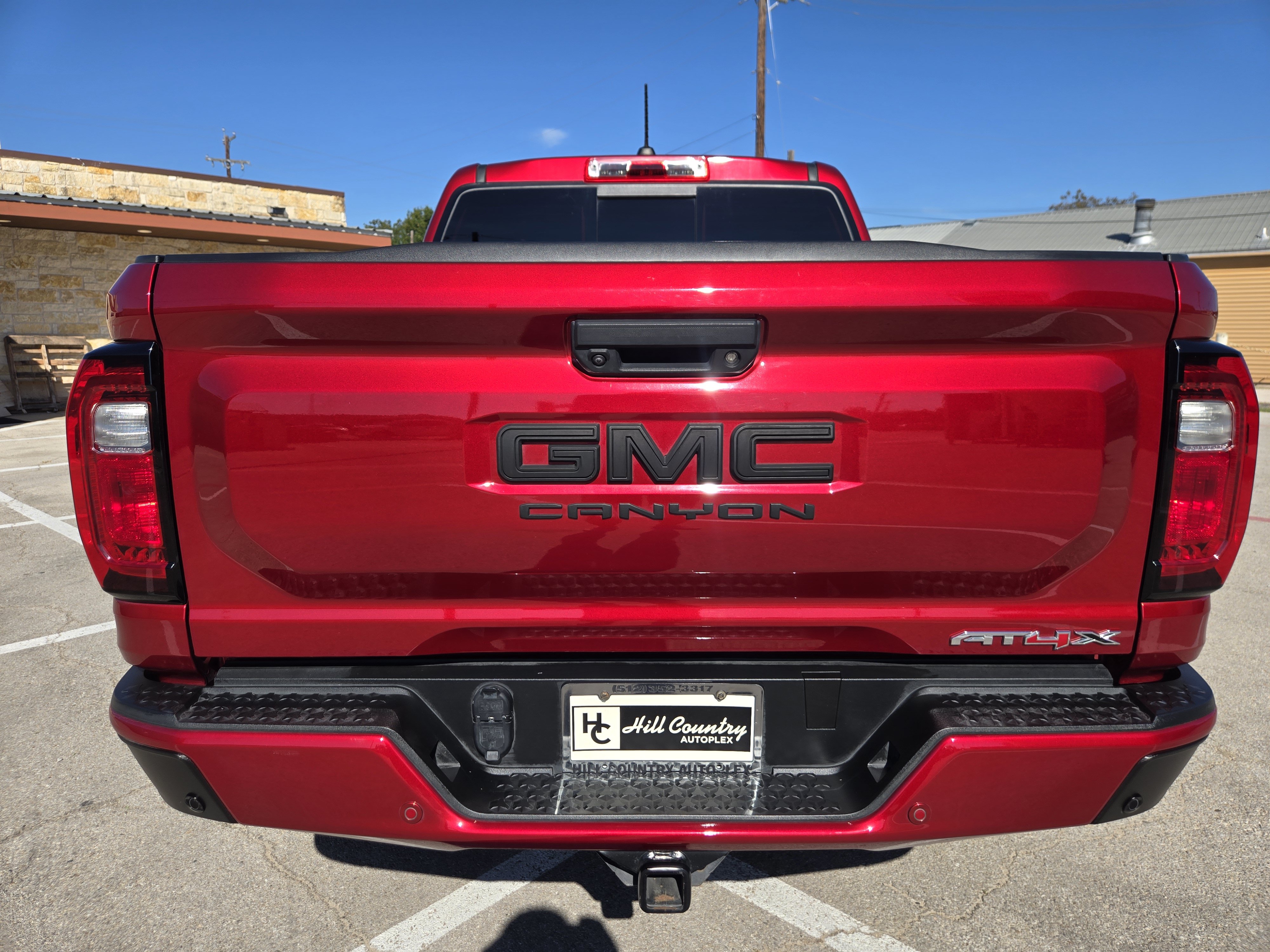Used 2023 GMC Canyon AT4X AWD/4WD image 15