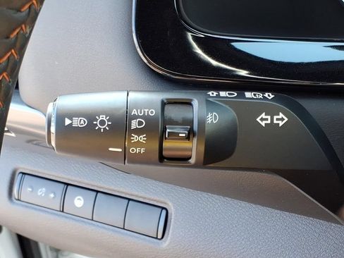 Used 2024 Nissan Pathfinder Rock Creek AWD/4WD image 16