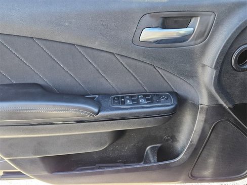 Used 2023 Dodge Charger R/T w/ Blacktop Package image 28