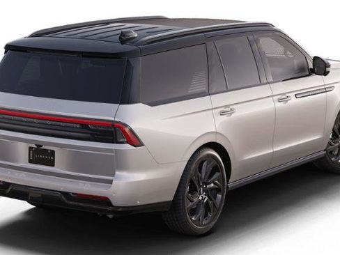 New 2025 Lincoln Navigator Black Label image 26