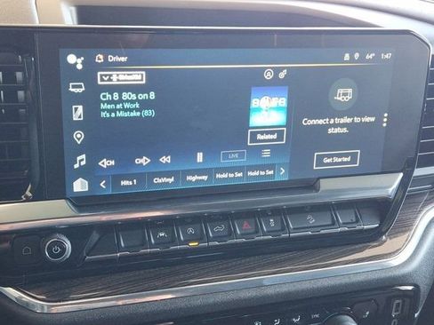 Used 2025 Chevrolet Silverado 1500 LT Trail Boss w/ Convenience Package II image 5