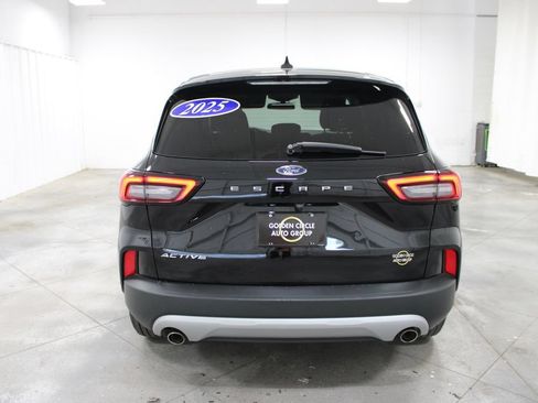 Used 2025 Ford Escape Active FWD image 8
