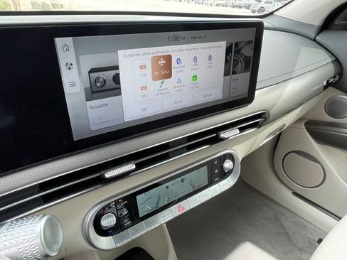 Used 2025 Genesis GV60 Advanced image 16