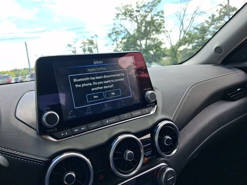 Used 2025 Nissan Sentra SV w/ All-Weather Package FWD image 23
