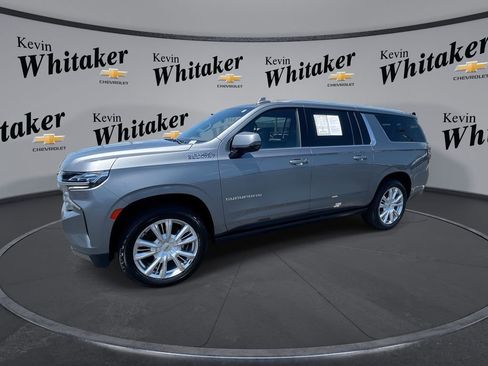 Used 2022 Chevrolet Suburban High Country w/ LPO, Illumination Package AWD/4WD image 1